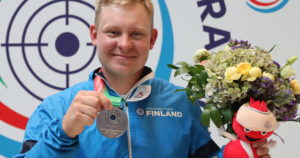 Eetu Kallioinen ampui MM-hopeaa – merkittävä olympiamitalitoivo Pariisissa